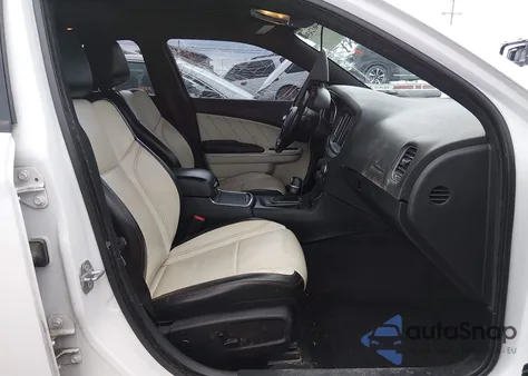 2016 Dodge Charger Sxt z USA, uszkodzony, nr VIN 2C3CDXHG7GH312984